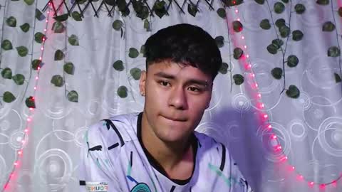 Snapshot of connor_michael chatting on October 7, 11:13 pm connor_michael online show from October 7, 11:13 pm