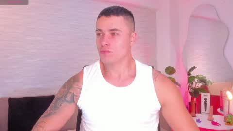 Snapshot of connorsmith_26 chatting on April 27, 1:09 pm Connor Smith online show from April 27, 1:09 pm