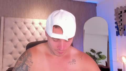 Snapshot of connorsmith_26 chatting on May 1, 2:16 am Connor Smith online show from May 1, 2:16 am