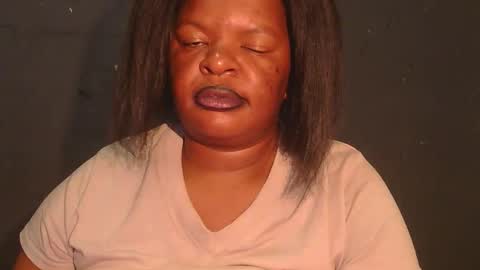 Snapshot of conny685249 chatting on May 6, 6:57 pm conny online show from May 6, 6:57 pm