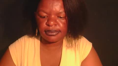Snapshot of conny685249 chatting on June 5, 7:25 am conny online show from June 5, 7:25 am