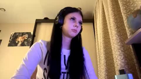 Isabella online show from November 10, 6:07 pm