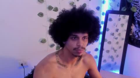 Snapshot of cookedcock chatting on November 11, 12:38 pm Aaron online show from November 11, 12:38 pm