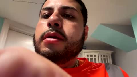 Snapshot of cookie_monster8593 chatting on May 18, 8:36 pm cookie_monster8593 online show from May 18, 8:36 pm