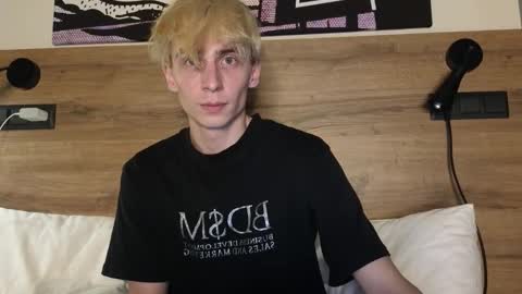 Snapshot of cookie_sex chatting on October 5, 12:31 am cookie_sex online show from October 5, 12:31 am