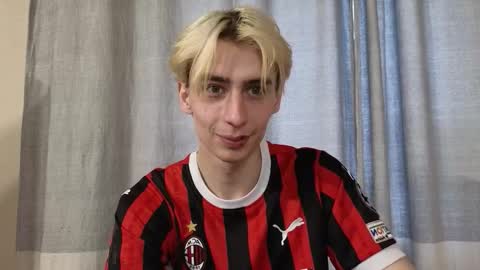 Snapshot of cookie_sex chatting on November 6, 2:45 am cookie_sex online show from November 6, 2:45 am