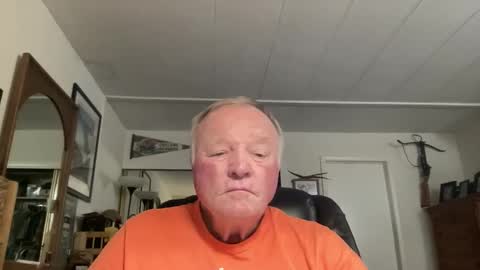 cookoosnest online show from March 10, 3:55 am