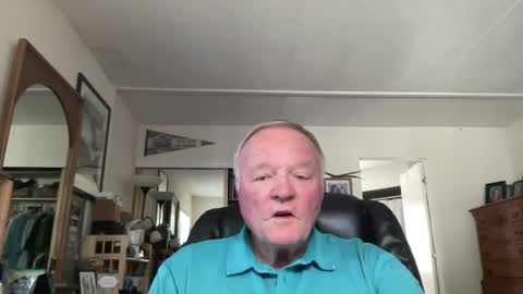 Snapshot of cookoosnest chatting on July 1, 12:01 am cookoosnest online show from July 1, 12:01 am