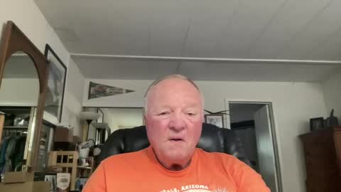 Snapshot of cookoosnest chatting on July 4, 3:07 pm cookoosnest online show from July 4, 3:07 pm