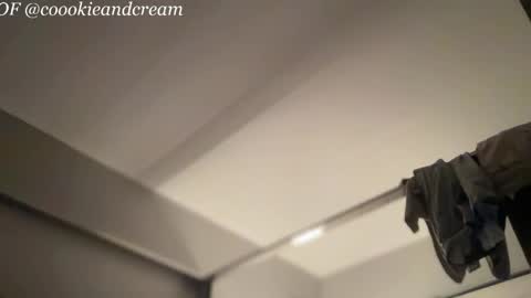 coookieandcream online show from March 23, 6:28 am