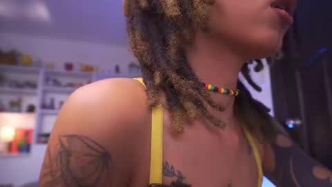 Snapshot of cooper_reds chatting on June 22, 9:01 pm ROSELL 3 online show from June 22, 9:01 pm