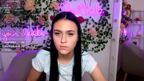 Snapshot of cooperallana chatting on December 6, 1:55 pm cooperallana online show from December 6, 1:55 pm