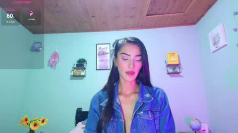 Snapshot of coral_davis chatting on April 29, 1:53 am Coral online show from April 29, 1:53 am