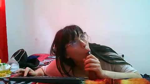 coral_smit13 online show from February 19, 8:38 pm