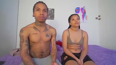 coraline_777 online show from April 16, 2:23 am