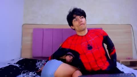 coralive_adoniscm101 online show from February 4, 3:23 am