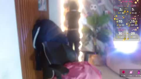 Snapshot of corall_tay1 chatting on June 24, 11:42 am corall_tay1 online show from June 24, 11:42 am