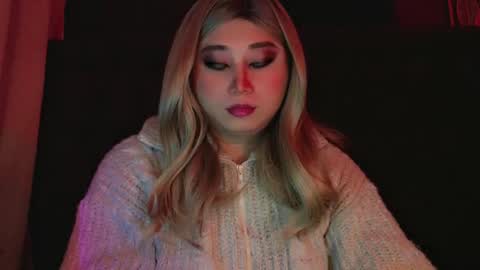 Snapshot of corefinder_xx chatting on November 14, 1:43 pm corefinder_xx online show from November 14, 1:43 pm