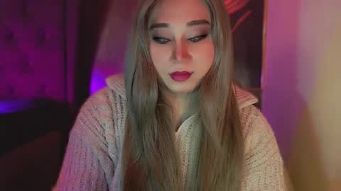 Snapshot of corefinder_xx chatting on November 22, 7:29 am corefinder_xx online show from November 22, 7:29 am