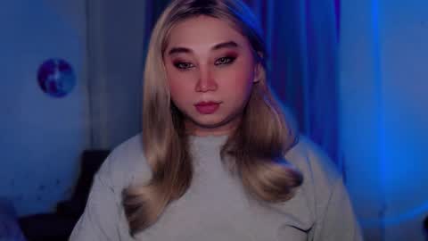 Snapshot of corefinder_xx chatting on February 6, 8:40 am corefinder_xx online show from February 6, 8:40 am