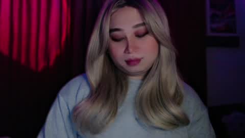 Snapshot of corefinder_xx chatting on April 1, 4:57 am corefinder_xx online show from April 1, 4:57 am