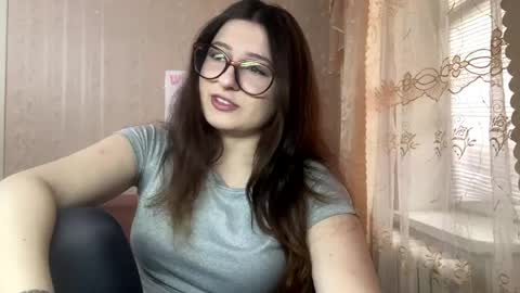 Elisheva online show from April 30, 12:11 pm