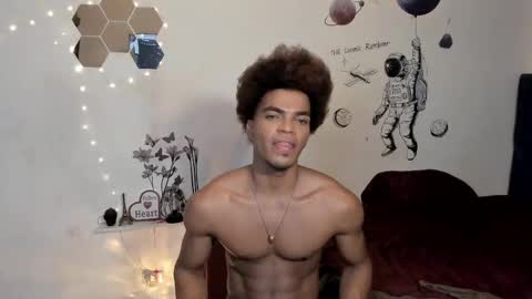 CoreyGlover online show from November 6, 8:48 am