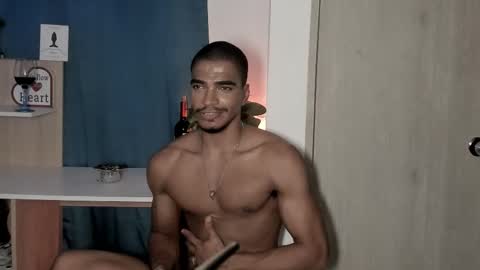 CoreyGlover online show from March 5, 9:27 am