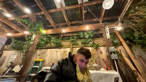 coronelking online show from December 31, 6:05 am