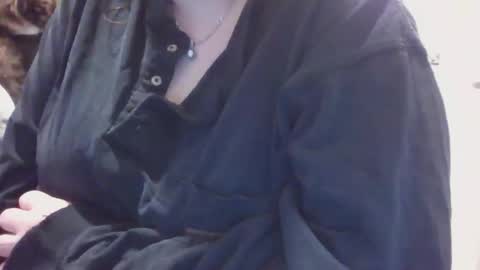 Snapshot of corrupted_cherry chatting on November 25, 7:41 am corrupted_cherry online show from November 25, 7:41 am