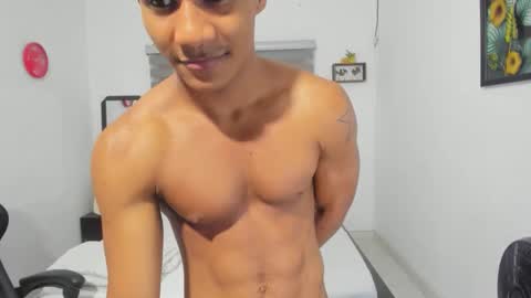 Ethan  online show from January 16, 12:25 am