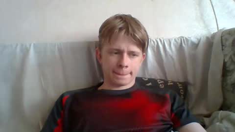 Snapshot of cosm2312 chatting on June 9, 1:12 pm Andrew online show from June 9, 1:12 pm