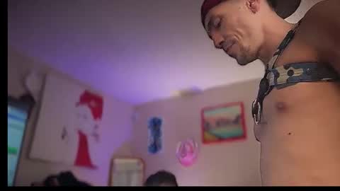 Snapshot of cosmicafterdark chatting on March 4, 8:31 am Queer Vibes Slow Burn Good Energy online show from March 4, 8:31 am