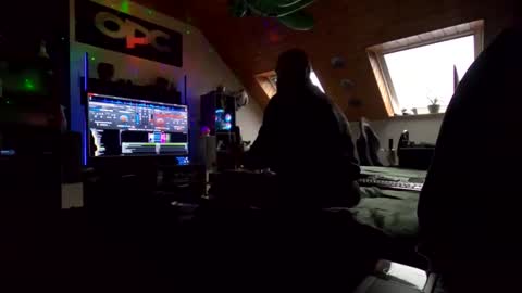 CosmicDreamer690 online show from October 15, 10:04 am