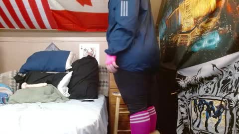 cosmicjones88 online show from April 5, 7:49 am