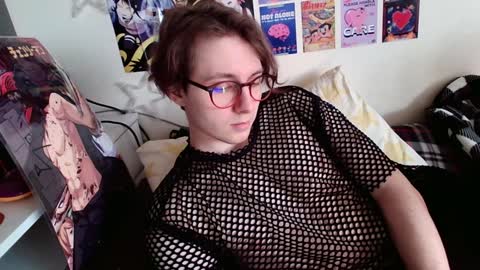 Snapshot of cosmonudes chatting on January 15, 9:13 am Barry online show from January 15, 9:13 am