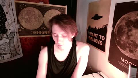 Snapshot of cosmonudes chatting on January 30, 6:21 pm Barry online show from January 30, 6:21 pm