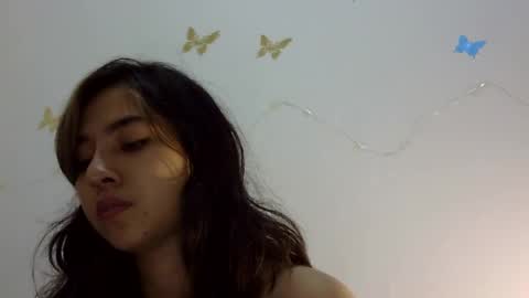 Snapshot of cottoncandygirl9898 chatting on December 24, 12:22 pm Liz Gwyneth Charlota online show from December 24, 12:22 pm
