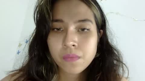 Snapshot of cottoncandygirl9898 chatting on December 27, 8:24 am Liz Gwyneth Charlota online show from December 27, 8:24 am