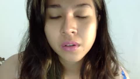 Snapshot of cottoncandygirl9898 chatting on December 29, 10:45 am Liz Gwyneth Charlota online show from December 29, 10:45 am