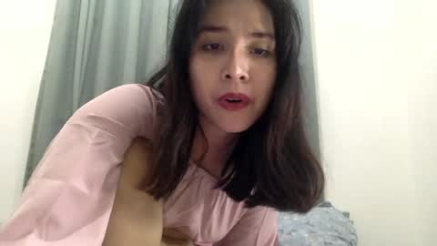 Snapshot of cottoncandygirl9898 chatting on June 16, 7:27 pm Liz Gwyneth Charlota online show from June 16, 7:27 pm