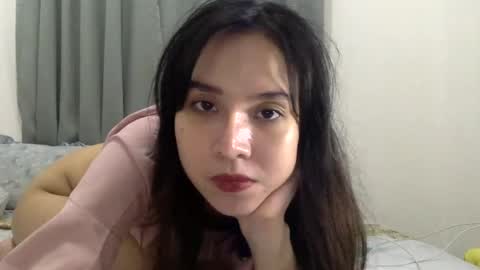 Snapshot of cottoncandygirl9898 chatting on June 19, 3:05 pm Liz Gwyneth Charlota online show from June 19, 3:05 pm