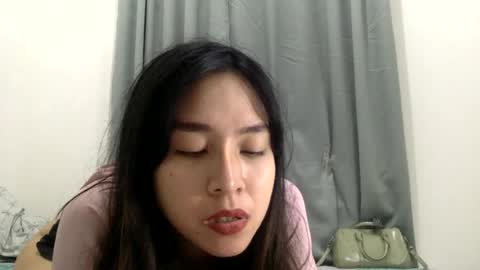 Snapshot of cottoncandygirl9898 chatting on June 25, 2:10 pm Liz Gwyneth Charlota online show from June 25, 2:10 pm