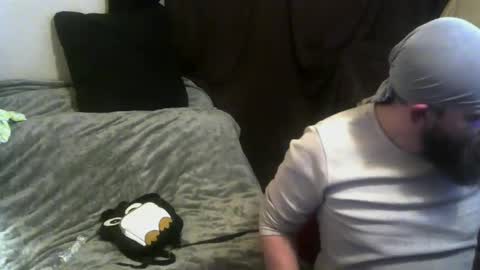 Alaskawildcouple online show from December 25, 9:24 am