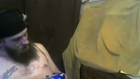 Alaskawildcouple online show from January 2, 10:16 am