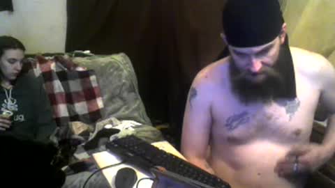 Alaskawildcouple online show from January 6, 11:18 am