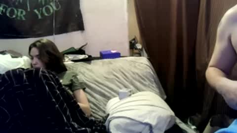 Alaskawildcouple online show from February 3, 4:52 pm