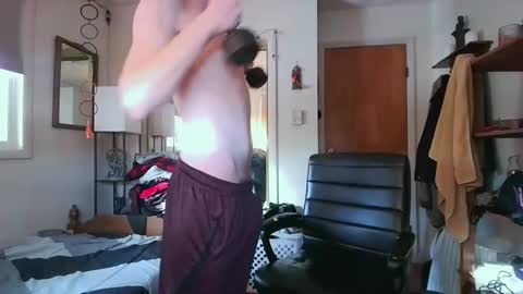 Snapshot of countrytwink28 chatting on January 29, 8:25 pm Ryan online show from January 29, 8:25 pm