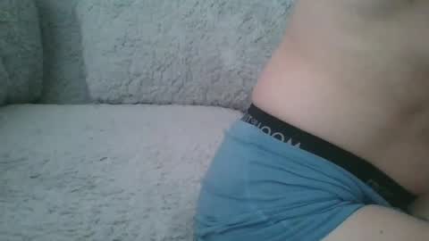 Kylenaughtybi89 online show from April 15, 2:13 pm