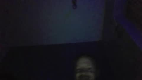 Snapshot of couple909090 chatting on October 11, 11:47 pm couple909090 online show from October 11, 11:47 pm